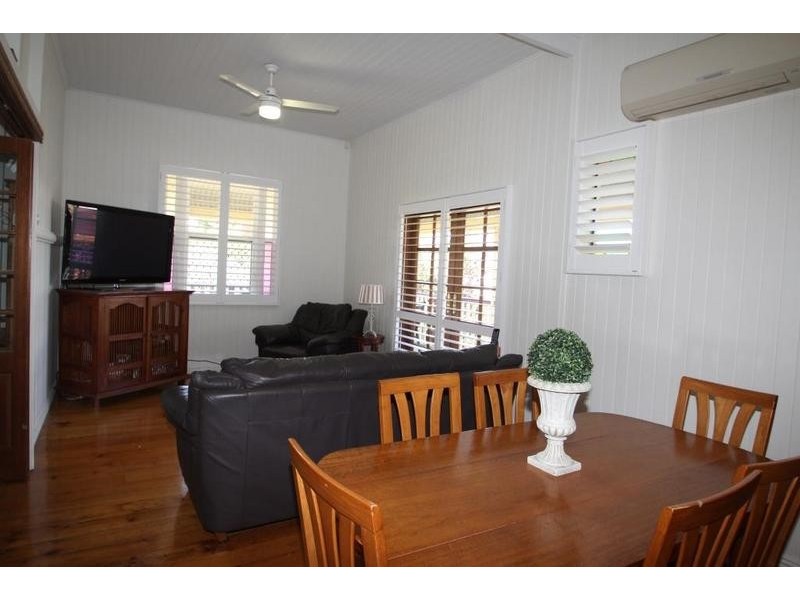 52 Tolmie Street, South Toowoomba QLD 4350