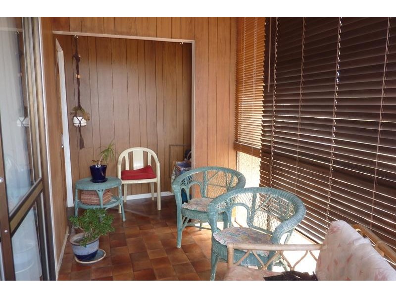 42 Fourth Avenue, Harristown QLD 4350