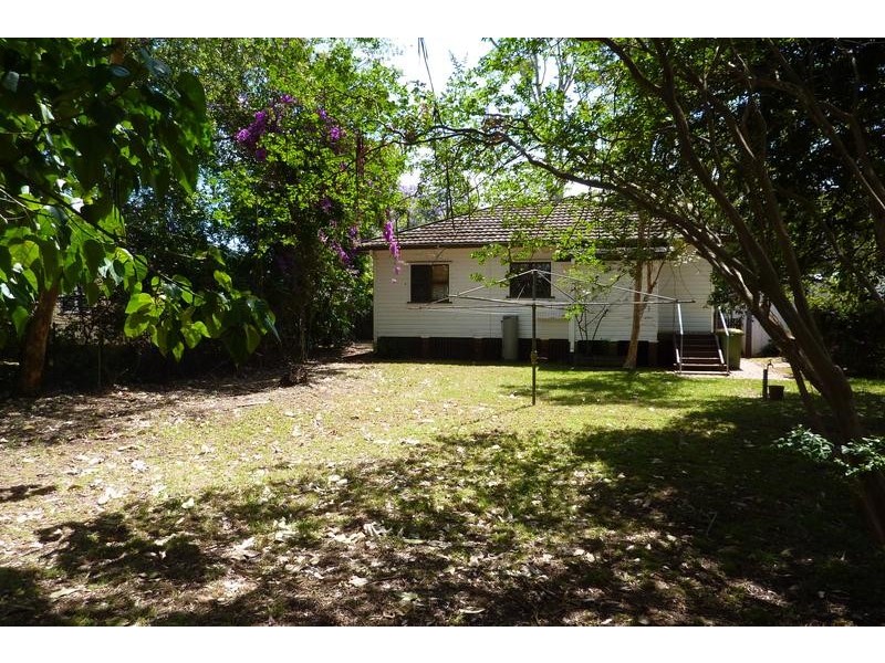 42 Fourth Avenue, Harristown QLD 4350