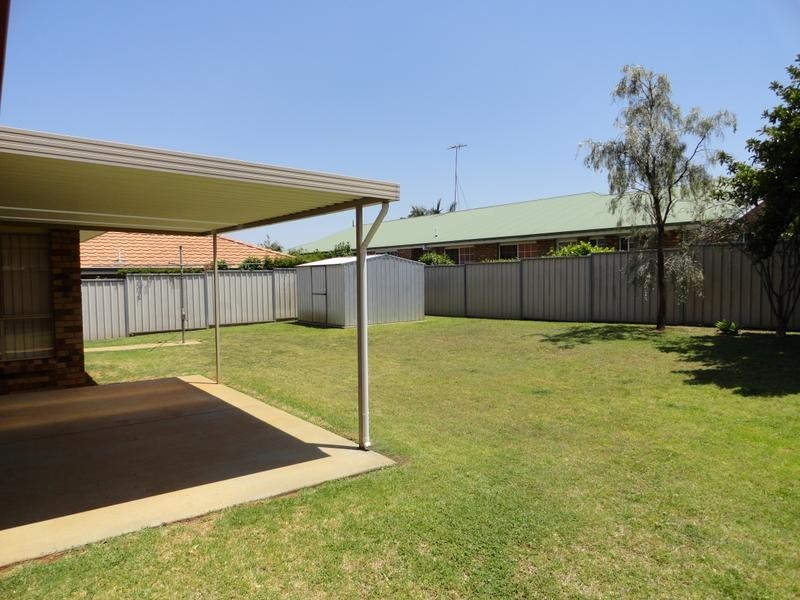 5 Wirraway Drive, Wilsonton QLD 4350