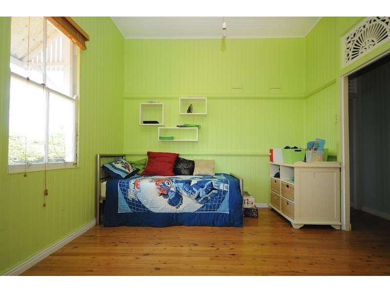 4 Dally Street, South Toowoomba QLD 4350