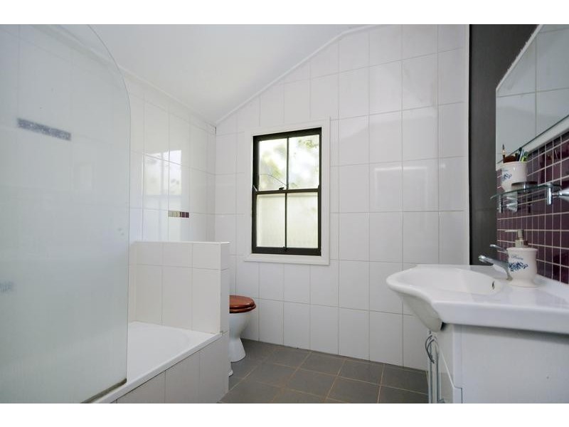 4 Dally Street, South Toowoomba QLD 4350