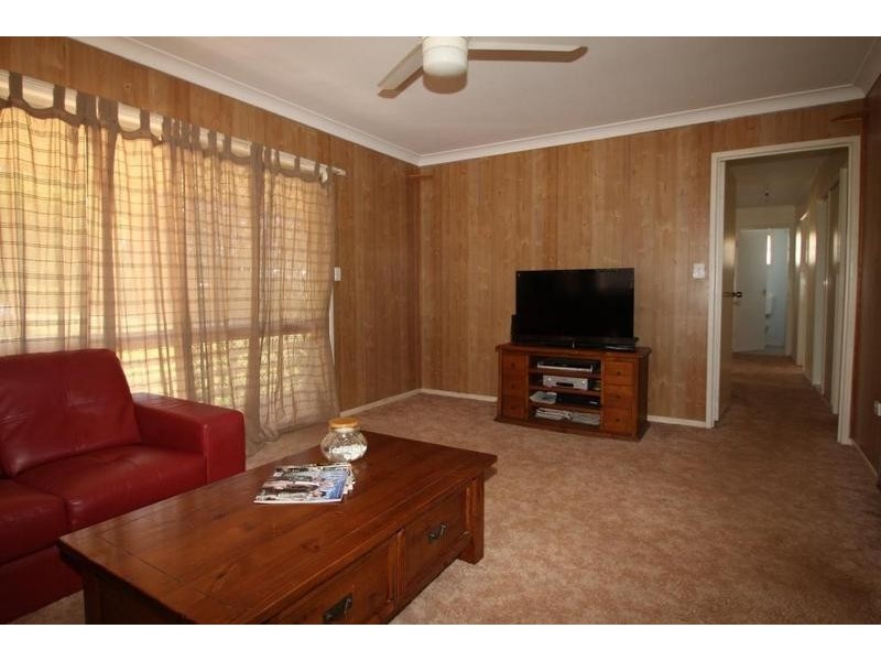 9 Gregory Street, Harlaxton QLD 4350