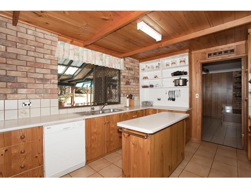 2 Palm Court, Rangeville QLD 4350