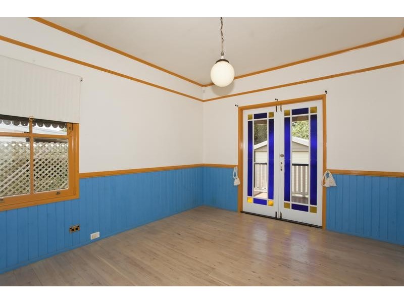 11 Burns Street, East Toowoomba QLD 4350