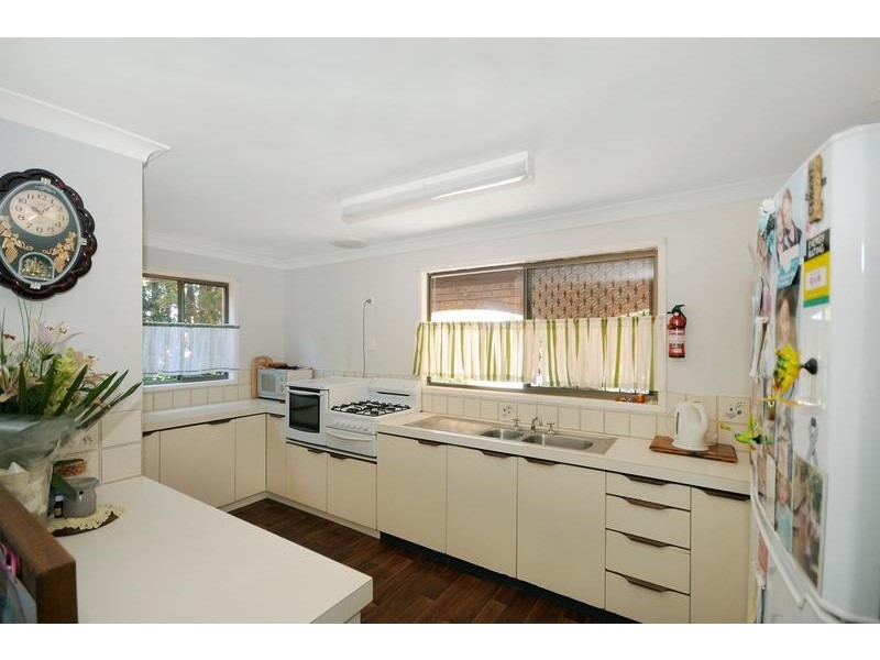 17 Sherry Street, Wilsonton Heights QLD 4350