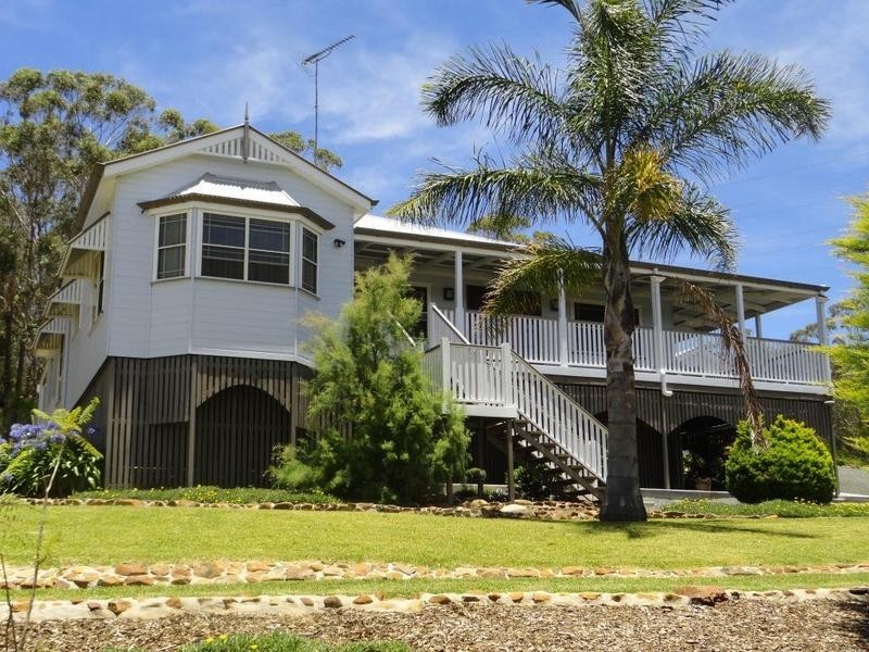 16 Traverston Court, Preston QLD 4352