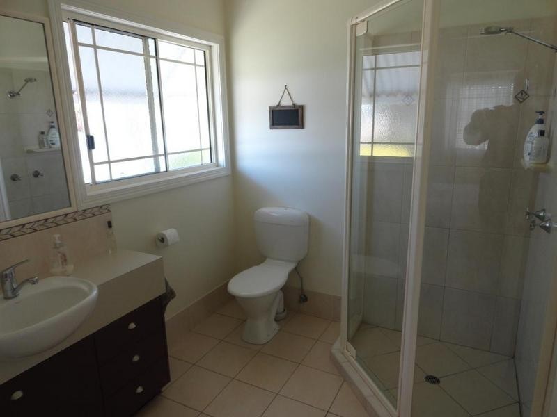 16 Traverston Court, Preston QLD 4352