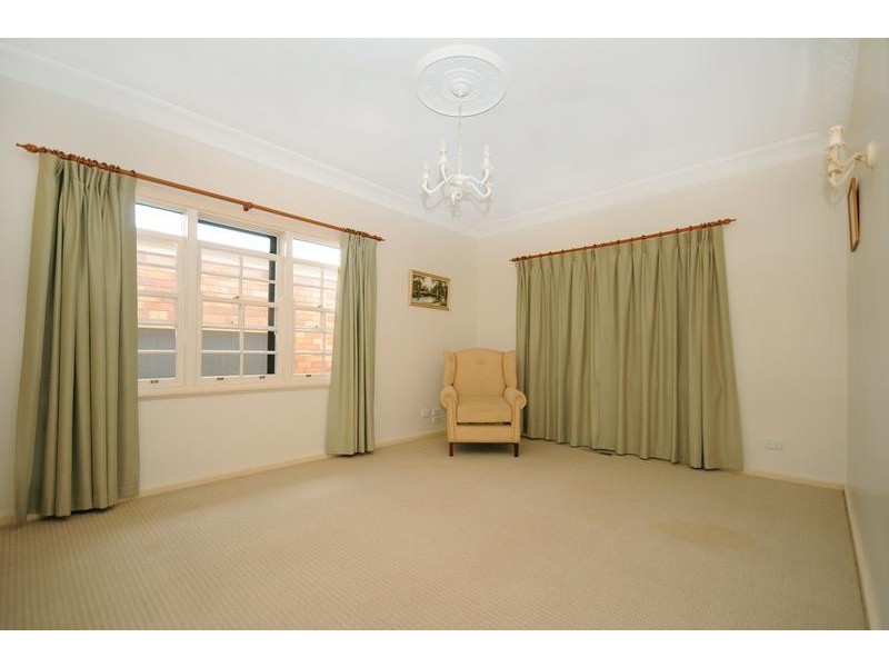 36 Crown Street, Rangeville QLD 4350