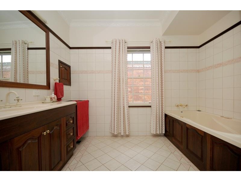36 Crown Street, Rangeville QLD 4350