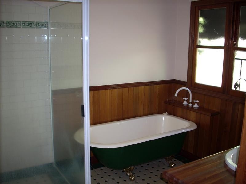 19 Godsall Street, East Toowoomba QLD 4350