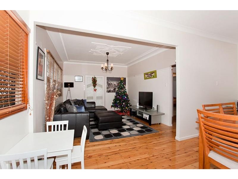 3 Ford Street, Rockville QLD 4350