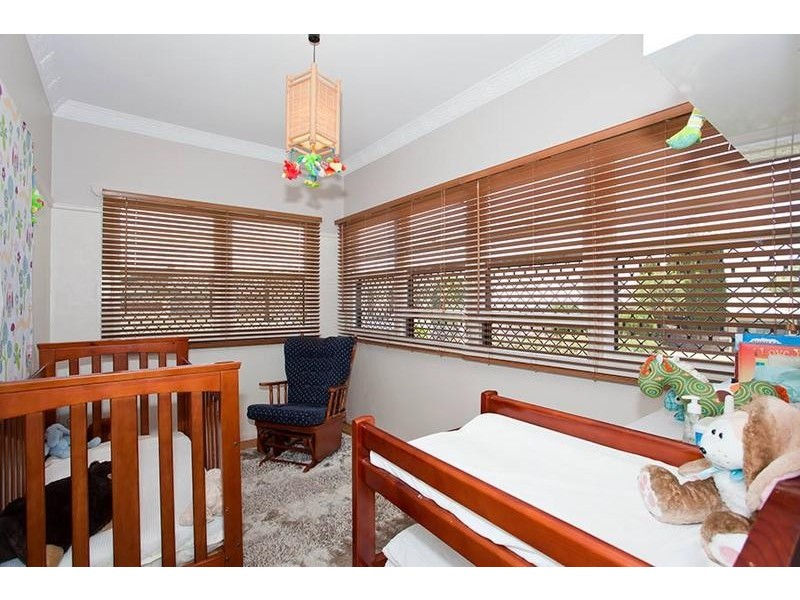 3 Ford Street, Rockville QLD 4350