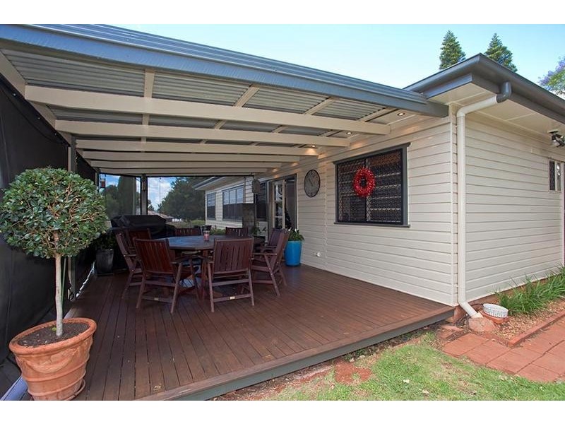 3 Ford Street, Rockville QLD 4350