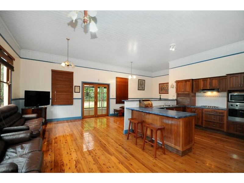 60 Curzon Street, East Toowoomba QLD 4350