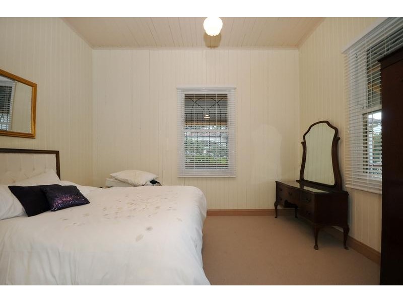 60 Curzon Street, East Toowoomba QLD 4350