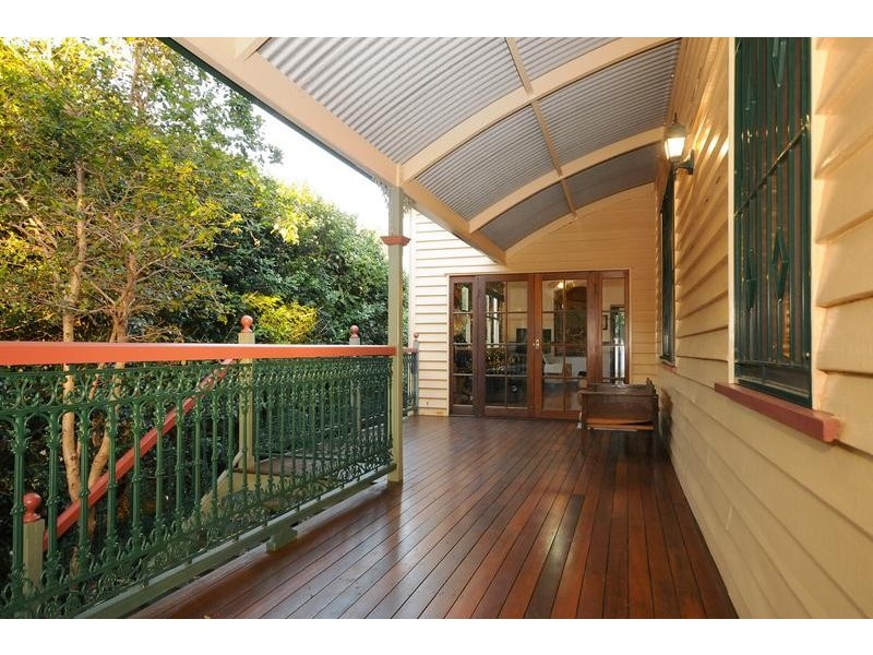 60 Curzon Street, East Toowoomba QLD 4350