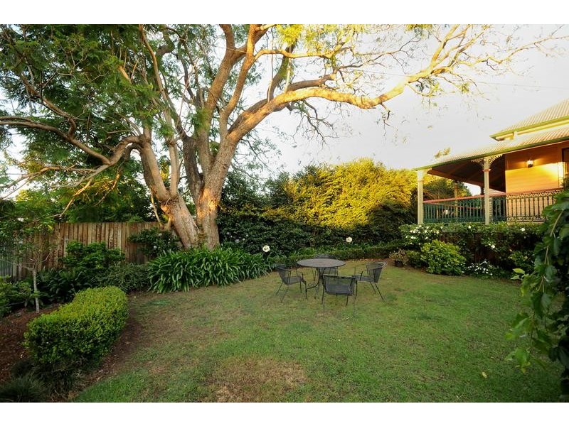 60 Curzon Street, East Toowoomba QLD 4350