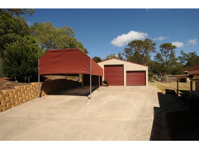 5 Fawngrove Drive, Glenvale QLD 4350