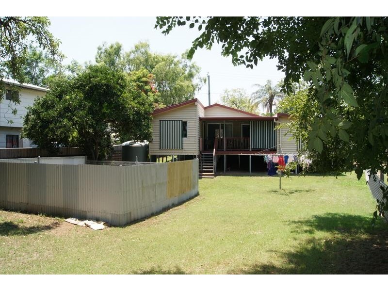 25 Railway Street, Helidon QLD 4344