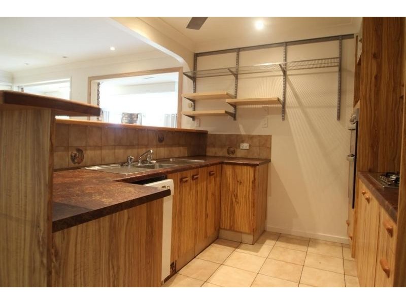 104 Diana Crescent, Postmans Ridge QLD 4352