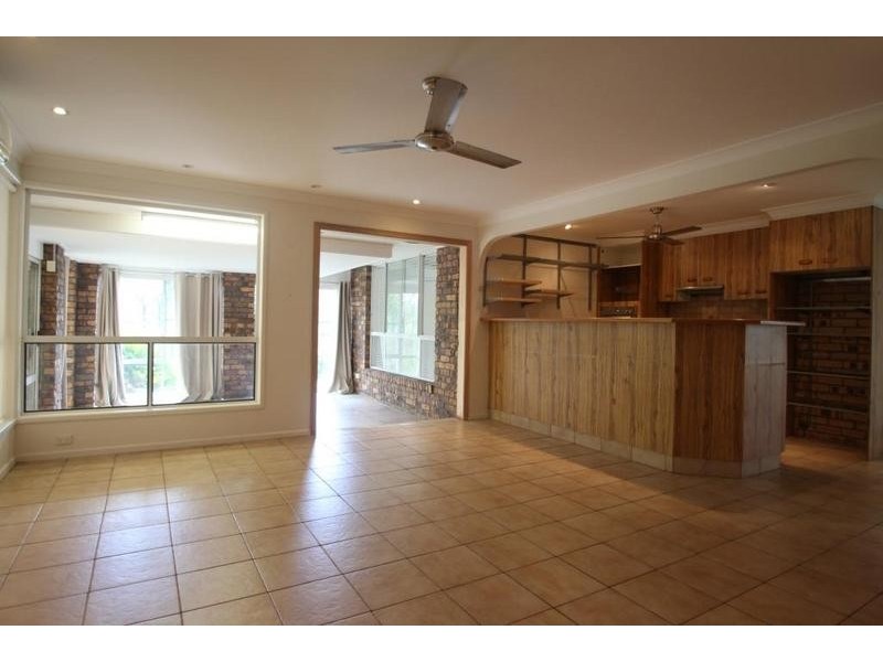 104 Diana Crescent, Postmans Ridge QLD 4352