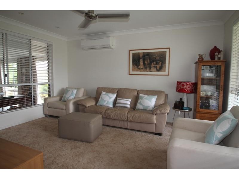 104 Diana Crescent, Postmans Ridge QLD 4352