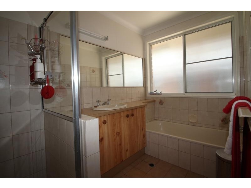 104 Diana Crescent, Postmans Ridge QLD 4352