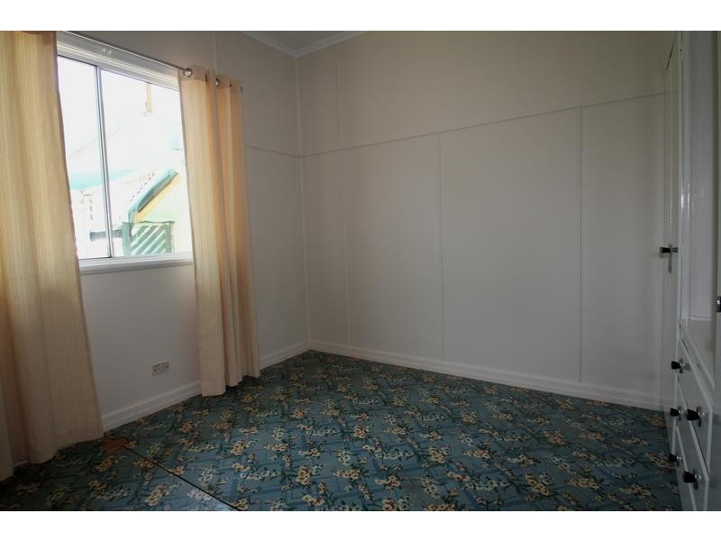 3 Monash Street, Newtown QLD 4350