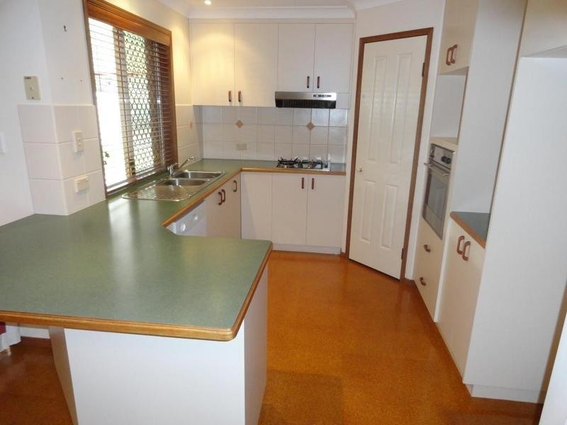 12 Poppy Court, Middle Ridge QLD 4350