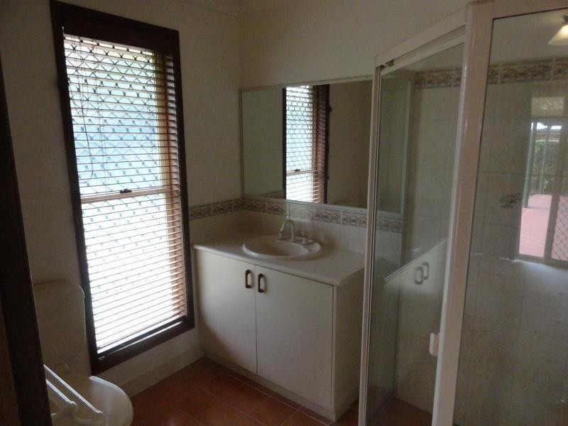 12 Poppy Court, Middle Ridge QLD 4350