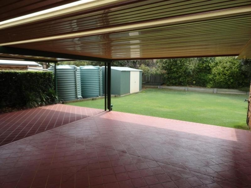 12 Poppy Court, Middle Ridge QLD 4350