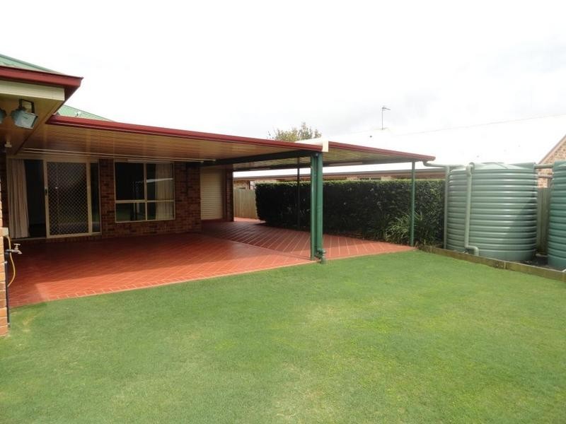 12 Poppy Court, Middle Ridge QLD 4350