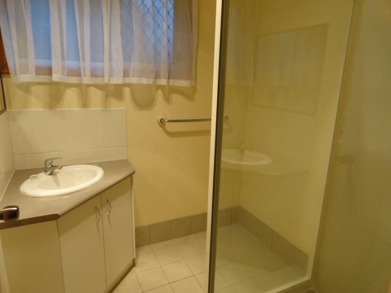 2/119 Rowbotham Street, Rangeville QLD 4350