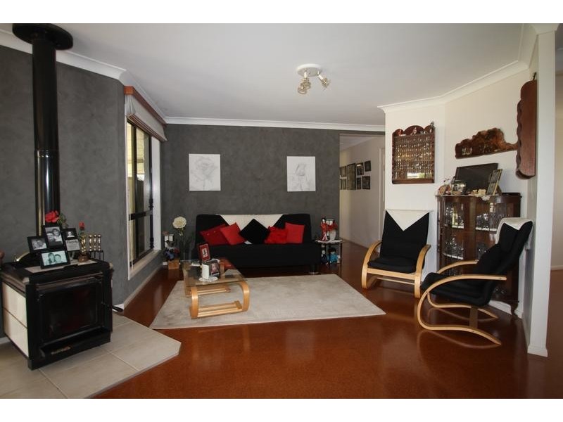 11 Strathdarr Drive, Torrington QLD 4350