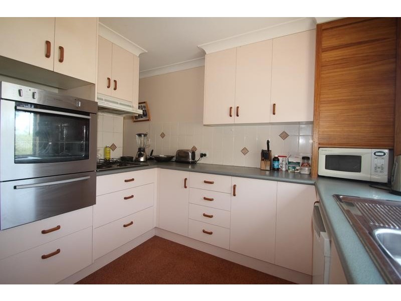 25 Linora Drive, Gowrie Mountain QLD 4350