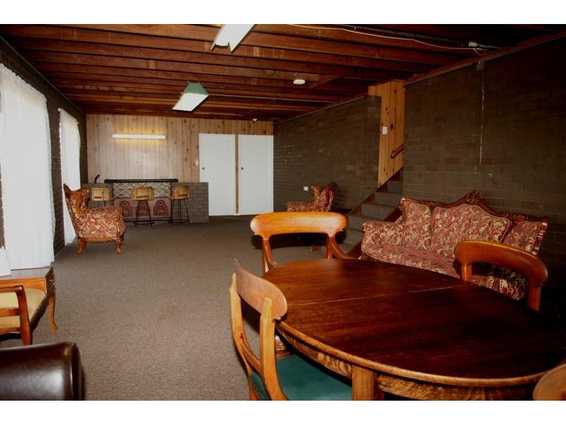 25 Linora Drive, Gowrie Mountain QLD 4350