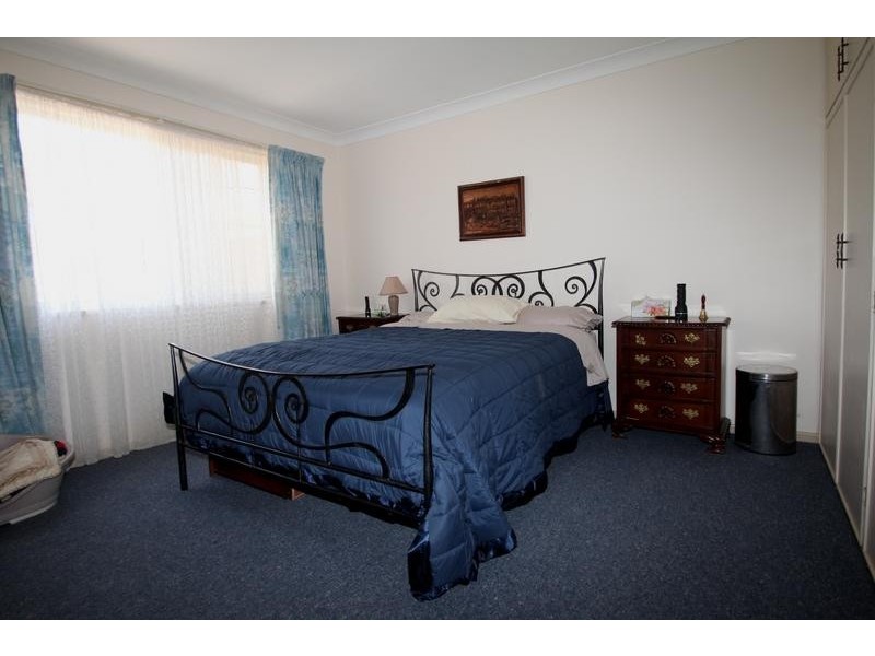 25 Linora Drive, Gowrie Mountain QLD 4350