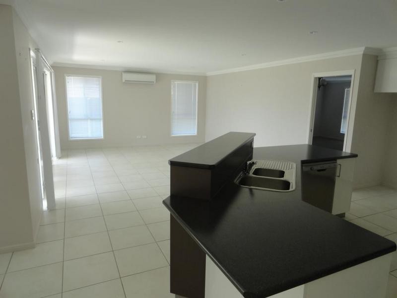 15 Quail Street, Rangeville QLD 4350
