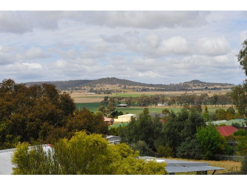 13 Schloss Court, Westbrook QLD 4350