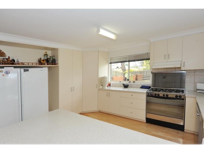 13 Schloss Court, Westbrook QLD 4350