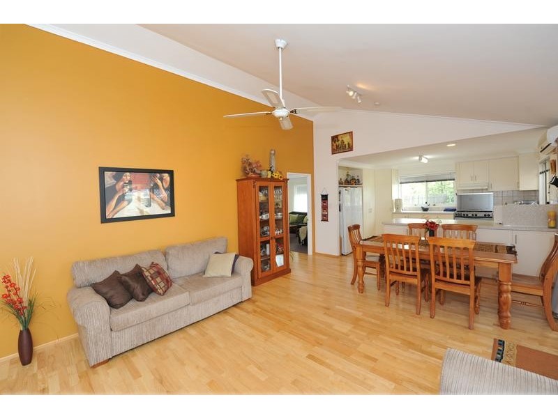 13 Schloss Court, Westbrook QLD 4350