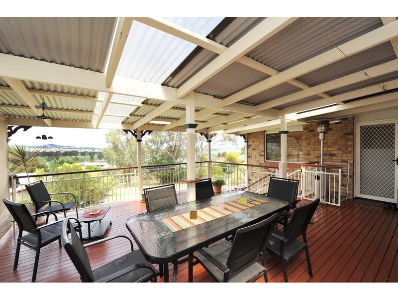 13 Schloss Court, Westbrook QLD 4350