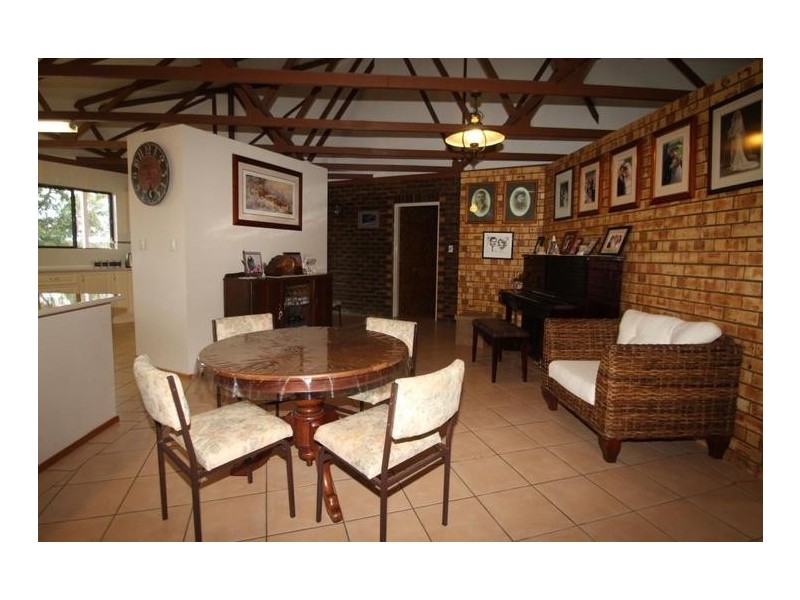 19 Meadows Road, Withcott QLD 4352