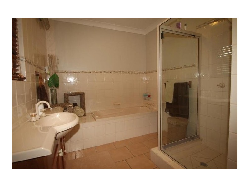 19 Meadows Road, Withcott QLD 4352