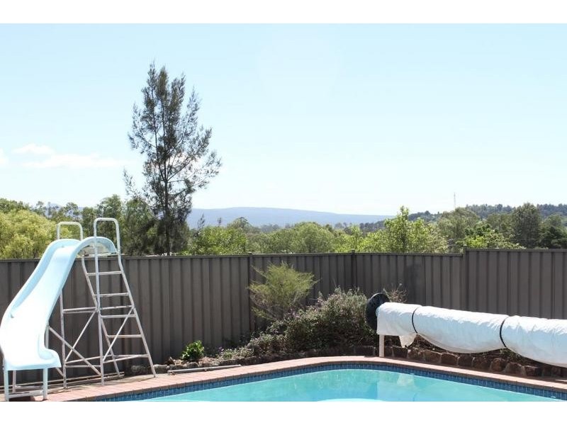 19 Meadows Road, Withcott QLD 4352