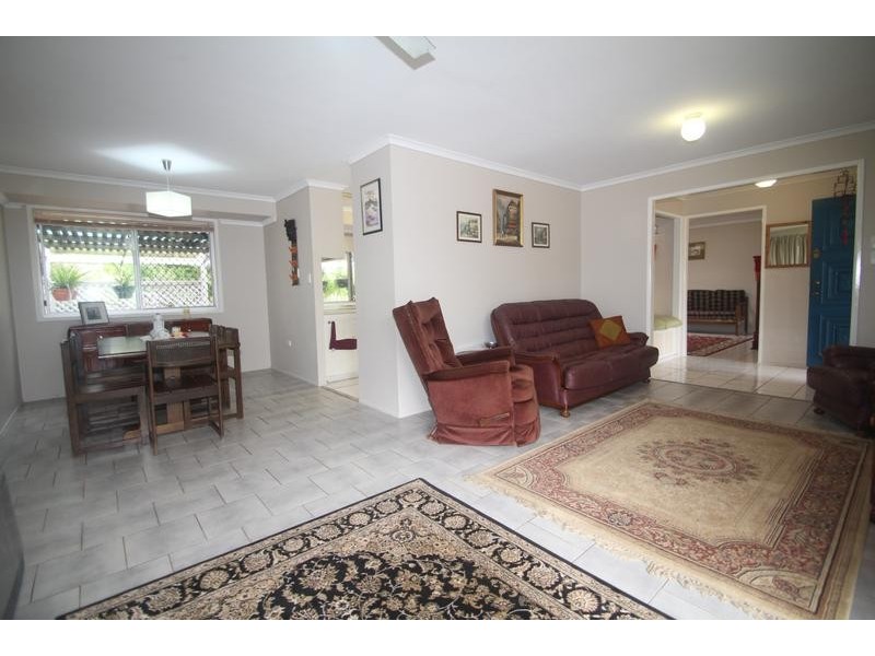 9 Stewart Street, Withcott QLD 4352