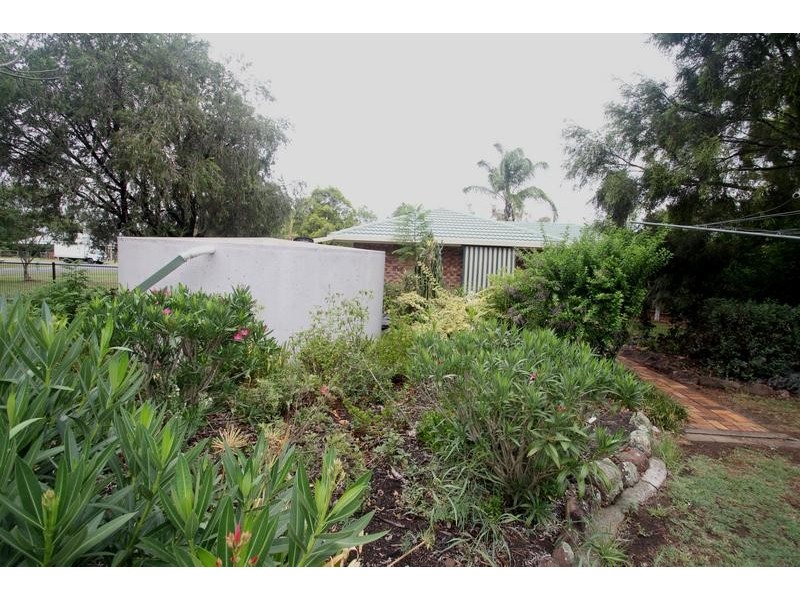 9 Stewart Street, Withcott QLD 4352