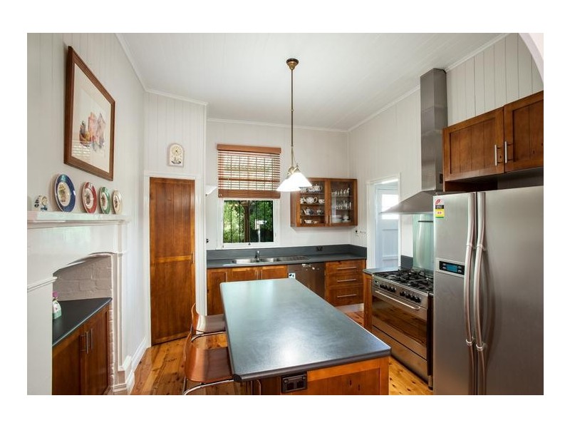 90 Lindsay Street, East Toowoomba QLD 4350