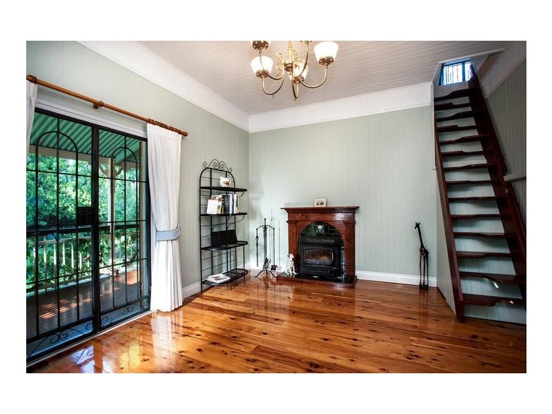 90 Lindsay Street, East Toowoomba QLD 4350